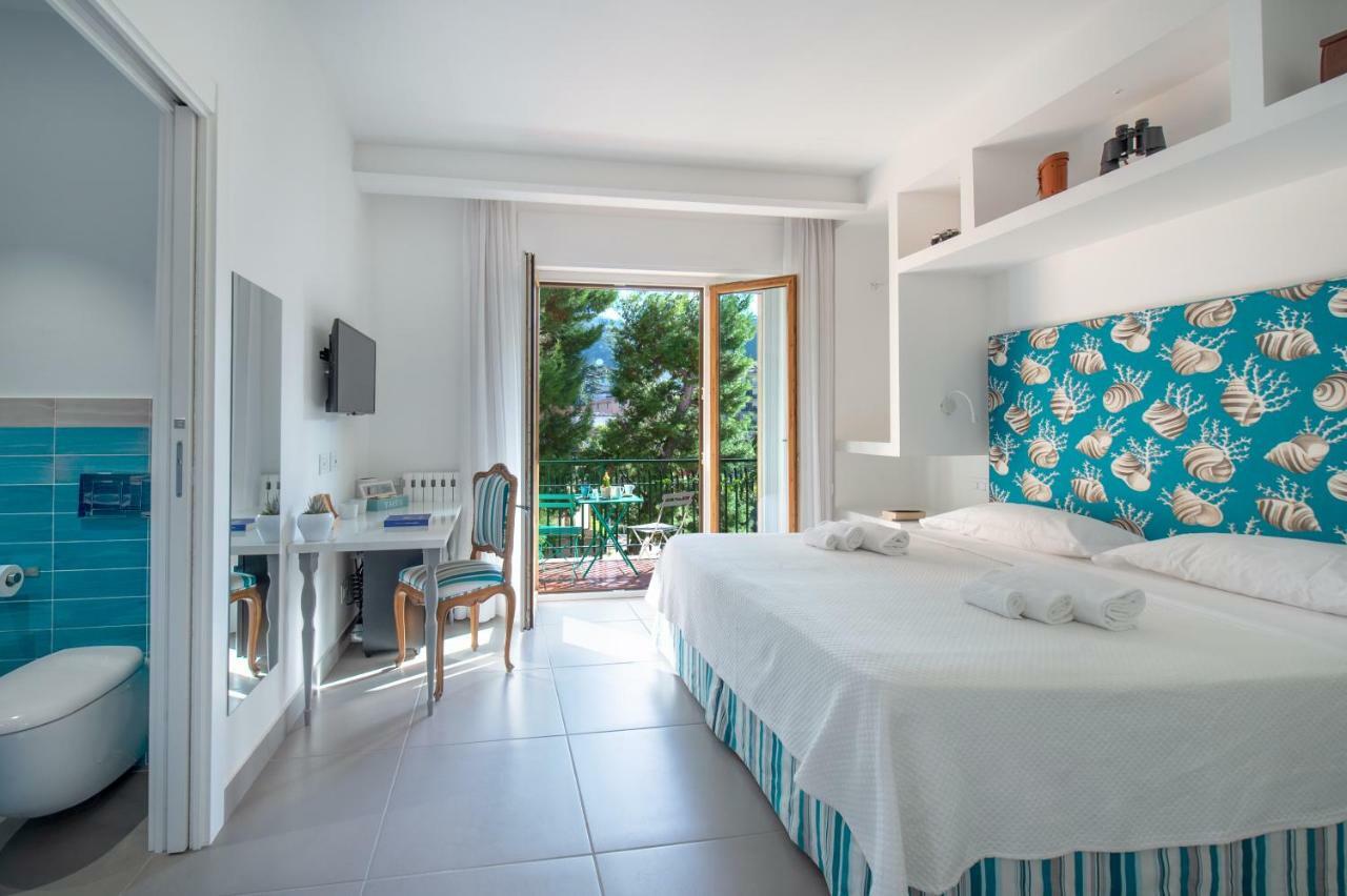 Bed and breakfast Casa Evelina Sorrente Extérieur photo