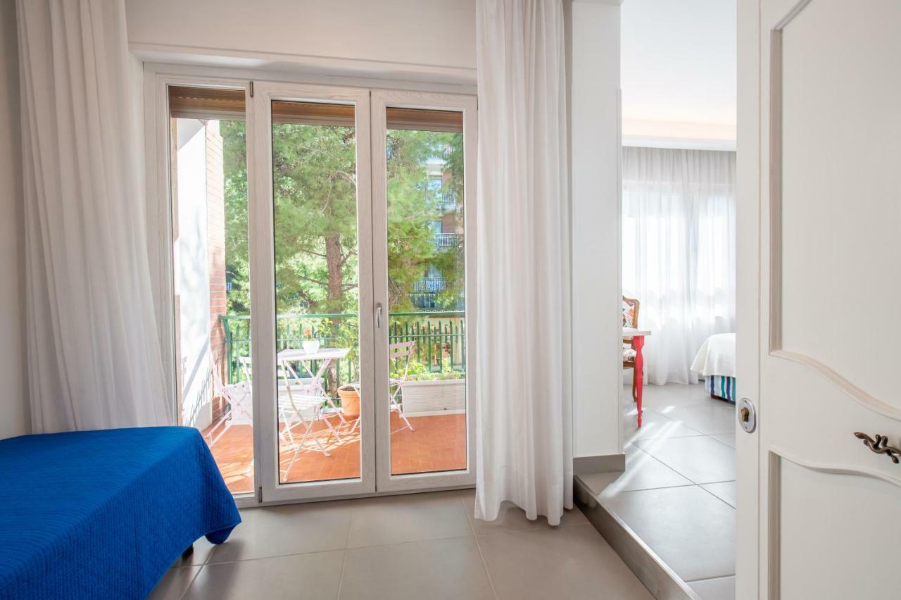 Bed and breakfast Casa Evelina Sorrente Extérieur photo